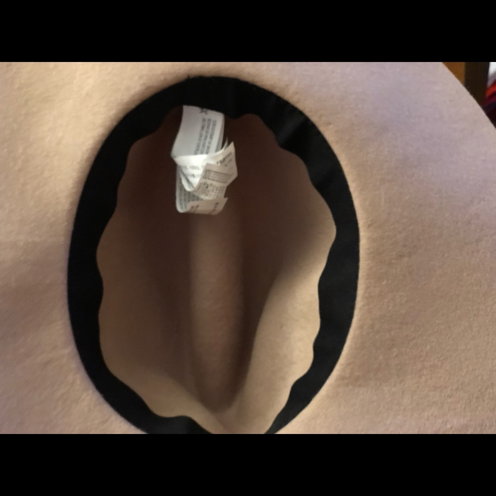 Hat - Picture 3 of 3